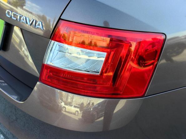 Skoda Octavia III (A7) с пробегом 2015 года, цена 1 080 000 рублей, 154000 км, лифтбек, Автокод Объявления