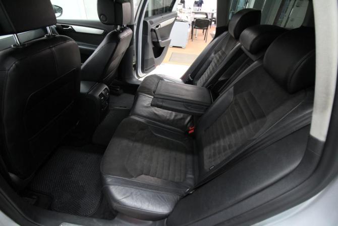 Volkswagen Passat B7 с пробегом 2013 года, цена 1 200 000 рублей, 228000 км, универсал, Автокод Объявления
