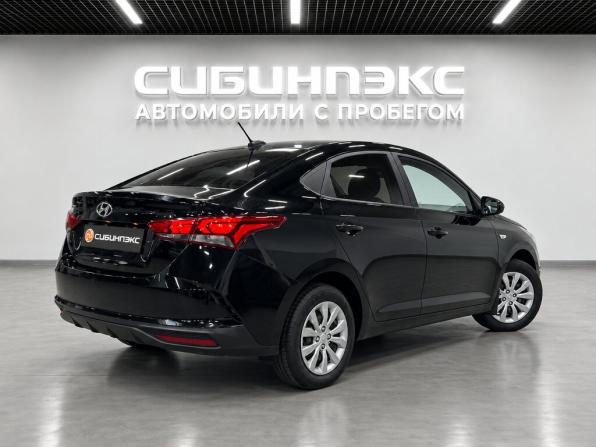Hyundai Solaris II Рестайлинг с пробегом 2021 года, цена 1 455 000 рублей, 141500 км, седан, Автокод Объявления