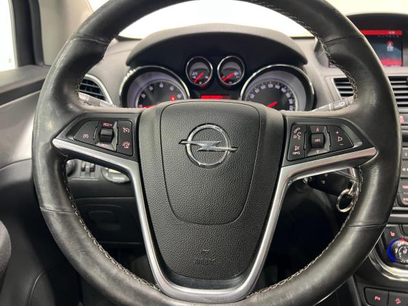 Opel Mokka I с пробегом 2013 года, цена 1 230 000 рублей, 108878 км, внедорожник, Автокод Объявления