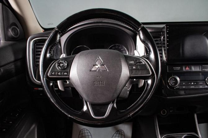 Mitsubishi Outlander III Рестайлинг с пробегом 2015 года, цена 2 129 000 рублей, 198000 км, внедорожник, Автокод Объявления