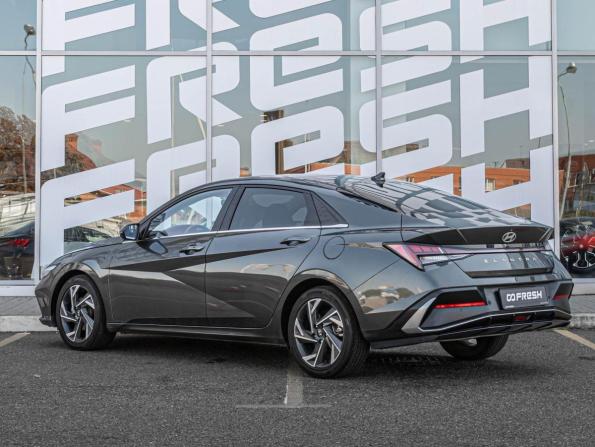 Hyundai Elantra VII (CN7) Рестайлинг с пробегом 2023 года, цена 2 070 000 рублей, 47047 км, седан, Автокод Объявления