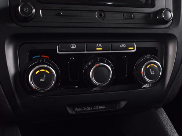Volkswagen Jetta VI с пробегом 2012 года, цена 999 999 рублей, 191148 км, седан, Автокод Объявления