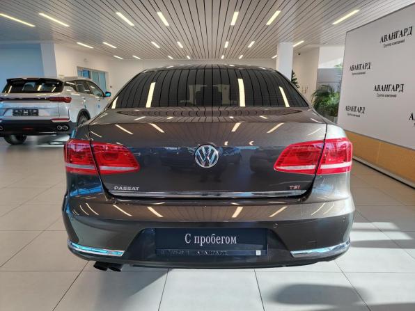 Volkswagen Passat B7 с пробегом 2012 года, цена 1 100 000 рублей, 189202 км, седан, Автокод Объявления