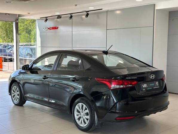 Hyundai Solaris II Рестайлинг с пробегом 2021 года, цена 1 367 000 рублей, 151225 км, седан, Автокод Объявления