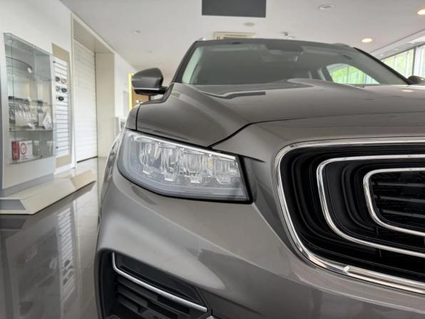 Geely Atlas Pro с пробегом 2023 года, цена 1 950 000 рублей, 66997 км, внедорожник, Автокод Объявления