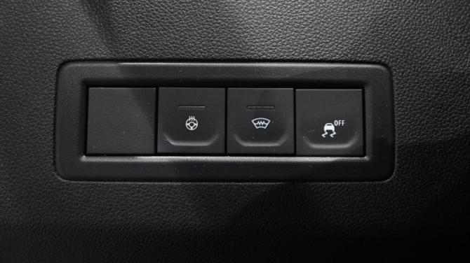 Renault Arkana I с пробегом 2021 года, цена 2 090 000 рублей, 61000 км, внедорожник, Автокод Объявления