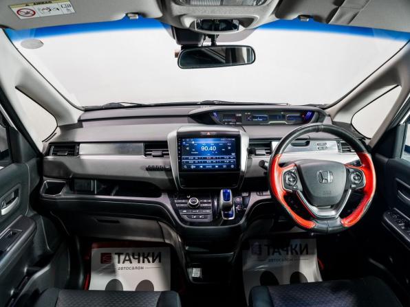 Honda Freed II с пробегом 2016 года, цена 1 360 000 рублей, 188233 км, компактвэн, Автокод Объявления