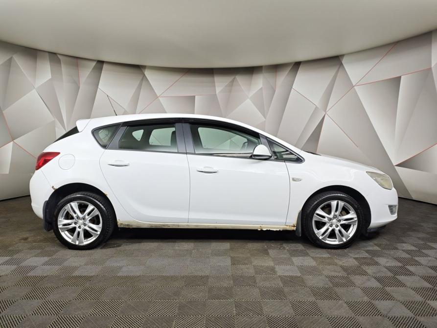 Opel Astra J Москва  - изображение 6
