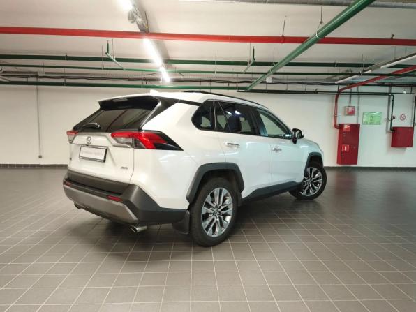 Toyota RAV4 V (XA50) с пробегом 2021 года, цена 2 520 000 рублей, 180001 км, внедорожник, Автокод Объявления