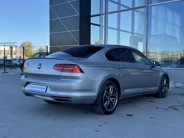 Volkswagen Passat B8 с пробегом 2015 года, цена 1 815 000 рублей, 101941 км, седан, Автокод Объявления