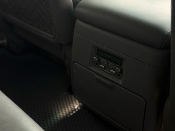 Toyota Land Cruiser 100 Series Рестайлинг 2 с пробегом 2007 года, цена 1 610 000 рублей, 590000 км, внедорожник, Автокод Объявления