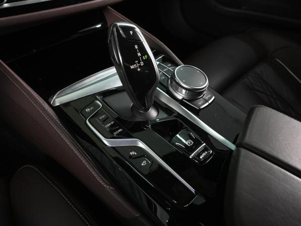 BMW 5 серии VII (G30/G31/G38) Рестайлинг с пробегом 2021 года, цена 5 749 000 рублей, 64618 км, седан, Автокод Объявления