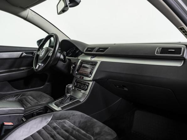 Volkswagen Passat B7 с пробегом 2011 года, цена 947 000 рублей, 238000 км, седан, Автокод Объявления