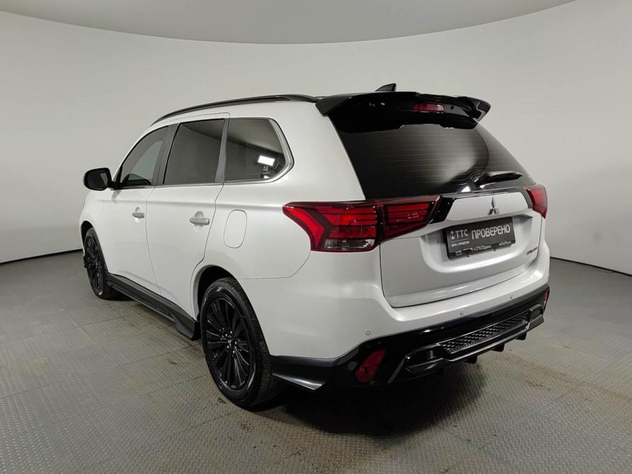 Mitsubishi Outlander III Рестайлинг 3 Уфа  - изображение 8