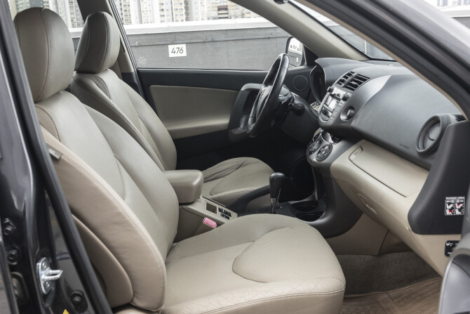 Toyota RAV4 III (XA30) Рестайлинг с пробегом 2010 года, цена 1 417 000 рублей, 250000 км, внедорожник, Автокод Объявления