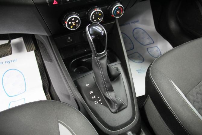 Lada (ВАЗ) Vesta I Рестайлинг (NG) с пробегом 2024 года, цена 1 299 700 рублей, 29547 км, седан, Автокод Объявления