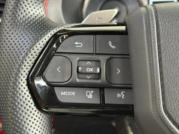 Toyota Hilux VIII Рестайлинг с пробегом 2022 года, цена 6 490 000 рублей, 33454 км, пикап, Автокод Объявления