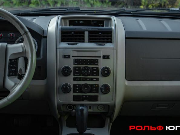 Ford Escape II с пробегом 2010 года, цена 818 000 рублей, 280247 км, внедорожник, Автокод Объявления