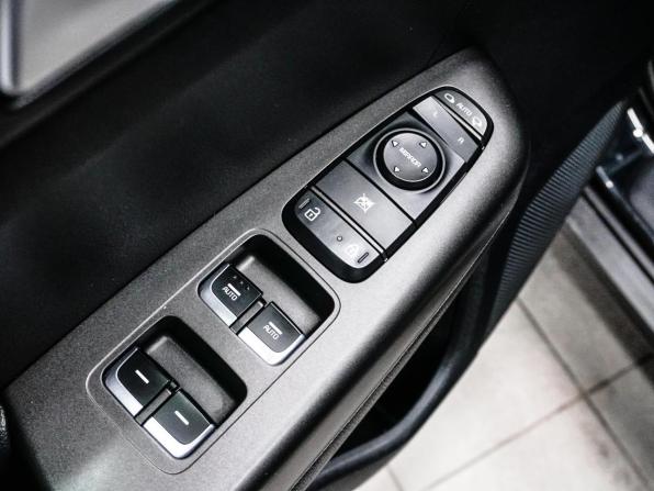 Kia Sportage IV Рестайлинг с пробегом 2020 года, цена 2 299 000 рублей, 92522 км, внедорожник, Автокод Объявления