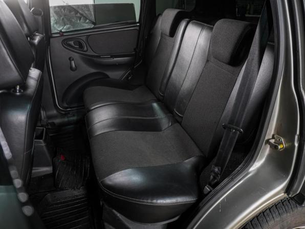 Chevrolet Niva I Рестайлинг с пробегом 2012 года, цена 549 000 рублей, 203915 км, внедорожник, Автокод Объявления