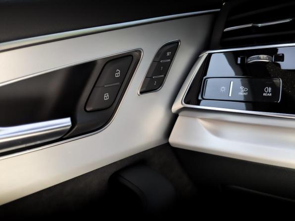 Audi Q7 II (4M) Рестайлинг с пробегом 2022 года, цена 8 770 000 рублей, 42699 км, внедорожник, Автокод Объявления