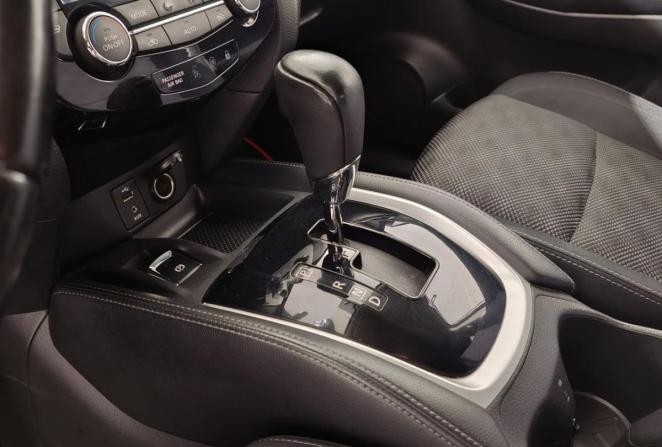 Nissan Qashqai II с пробегом 2017 года, цена 1 850 000 рублей, 82830 км, внедорожник, Автокод Объявления
