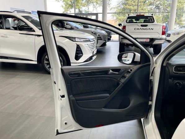Volkswagen Golf VI с пробегом 2011 года, цена 849 900 рублей, 219000 км, хэтчбек, Автокод Объявления