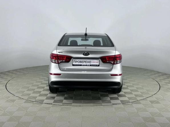 Kia Rio III Рестайлинг с пробегом 2017 года, цена 879 000 рублей, 148700 км, седан, Автокод Объявления