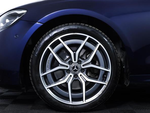 Mercedes-Benz E-Класс V (W213 S213 C238) Рестайлинг с пробегом 2021 года, цена 4 305 000 рублей, 122474 км, седан, Автокод Объявления