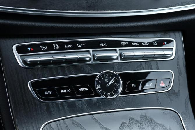 Mercedes-Benz E-Класс V (W213 S213 C238) с пробегом 2019 года, цена 3 598 000 рублей, 105521 км, седан, Автокод Объявления