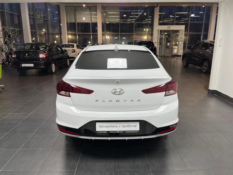 Hyundai Elantra VI (AD) Рестайлинг Киров  - изображение 5
