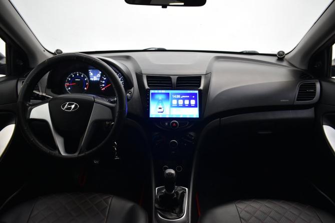 Hyundai Solaris I с пробегом 2011 года, цена 550 000 рублей, 213441 км, хэтчбек, Автокод Объявления