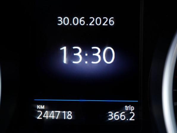Volkswagen Tiguan II с пробегом 2017 года, цена 1 700 000 рублей, 244638 км, внедорожник, Автокод Объявления