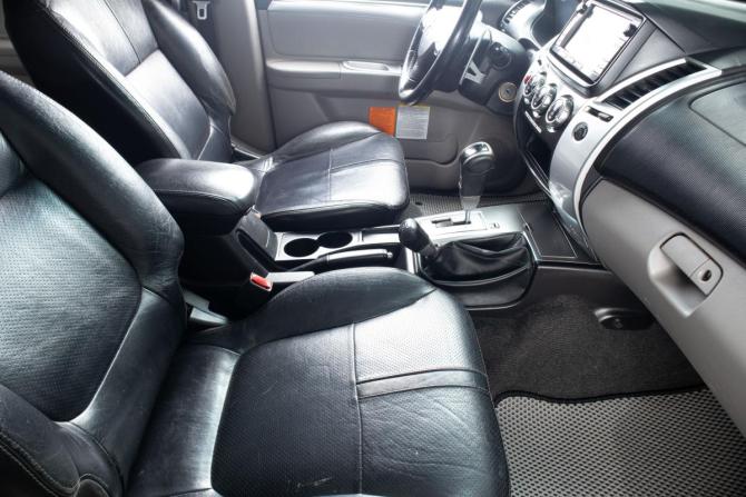 Mitsubishi Pajero Sport II с пробегом 2013 года, цена 2 029 000 рублей, 228000 км, внедорожник, Автокод Объявления
