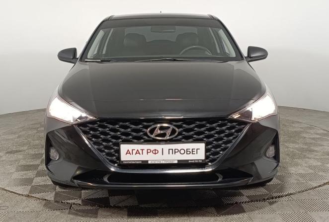 Hyundai Solaris II Рестайлинг с пробегом 2021 года, цена 1 600 000 рублей, 84640 км, седан, Автокод Объявления