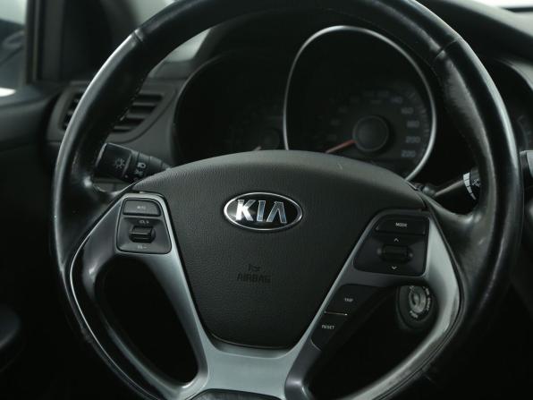 Kia Rio III Рестайлинг с пробегом 2016 года, цена 648 000 рублей, 228600 км, седан, Автокод Объявления