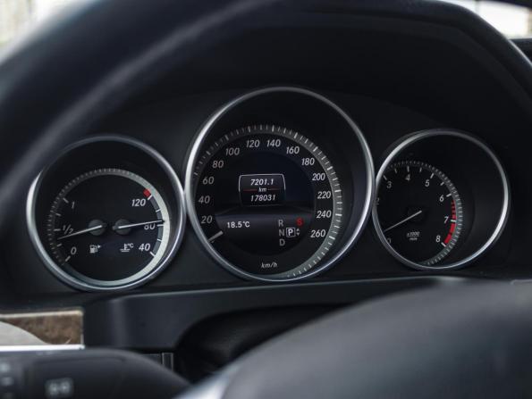 Mercedes-Benz E-Класс IV (W212 S212 C207) Рестайлинг с пробегом 2015 года, цена 2 319 000 рублей, 178027 км, седан, Автокод Объявления