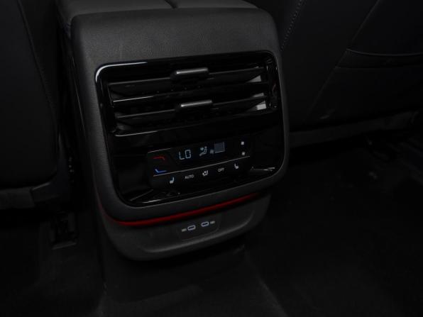 Volkswagen Teramont II (China Market) с пробегом 2026 года, цена 5 920 000 рублей, 16 км, внедорожник, Автокод Объявления