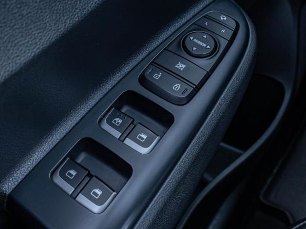 Kia Rio IV Рестайлинг с пробегом 2021 года, цена 1 740 000 рублей, 81999 км, хэтчбек, Автокод Объявления