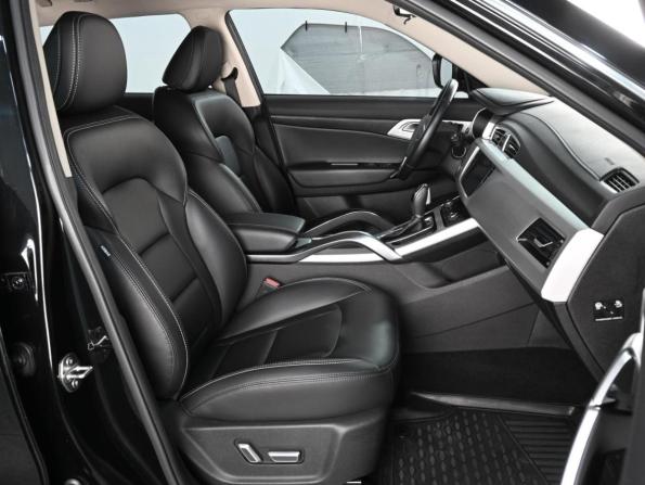 Geely Atlas I с пробегом 2018 года, цена 1 749 000 рублей, 50283 км, внедорожник, Автокод Объявления