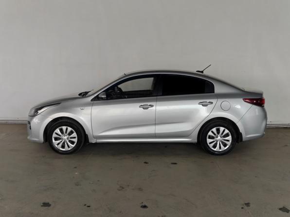 Kia Rio IV с пробегом 2018 года, цена 997 000 рублей, 172518 км, седан, Автокод Объявления