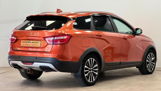 Lada (ВАЗ) Vesta I с пробегом 2018 года, цена 895 000 рублей, 178223 км, универсал, Автокод Объявления