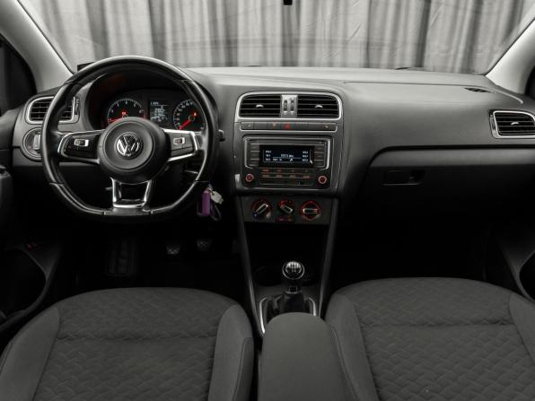 Volkswagen Polo V Рестайлинг с пробегом 2020 года, цена 1 180 000 рублей, 151348 км, седан, Автокод Объявления