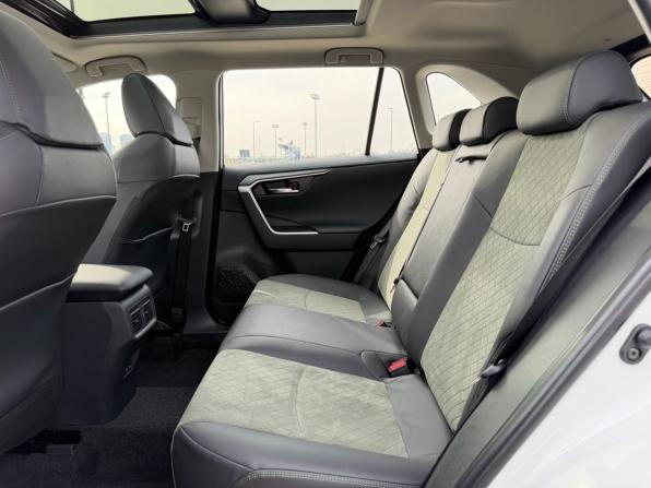 Toyota RAV4 V (XA50) с пробегом 2025 года, цена 4 250 000 рублей, 50 км, внедорожник, Автокод Объявления