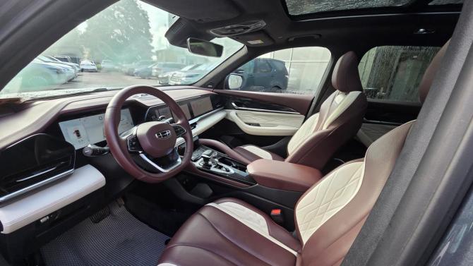 Geely Monjaro I с пробегом 2023 года, цена 2 999 000 рублей, 77300 км, внедорожник, Автокод Объявления