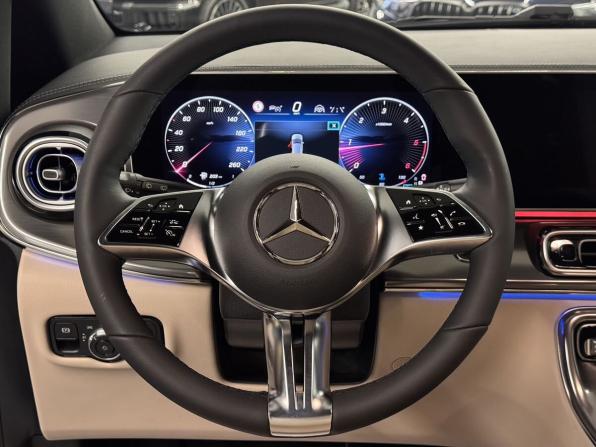 Mercedes-Benz V-Класс III (W447) Рестайлинг 2 с пробегом 2025 года, цена 18 000 000 рублей, 30 км, минивэн, Автокод Объявления