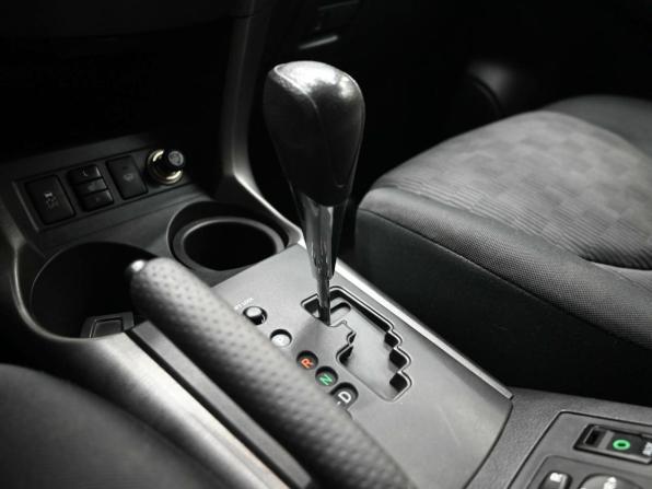 Toyota RAV4 III (XA30) Рестайлинг с пробегом 2010 года, цена 1 520 000 рублей, 194366 км, внедорожник, Автокод Объявления