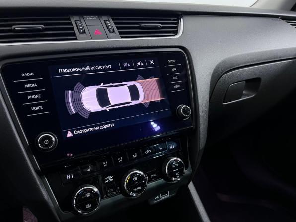 Skoda Octavia III (A7) Рестайлинг с пробегом 2018 года, цена 1 998 000 рублей, 74329 км, лифтбек, Автокод Объявления