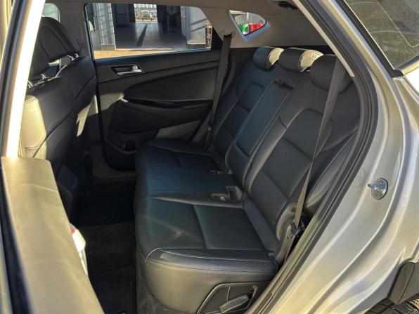Hyundai Tucson III с пробегом 2016 года, цена 2 179 000 рублей, 121909 км, внедорожник, Автокод Объявления